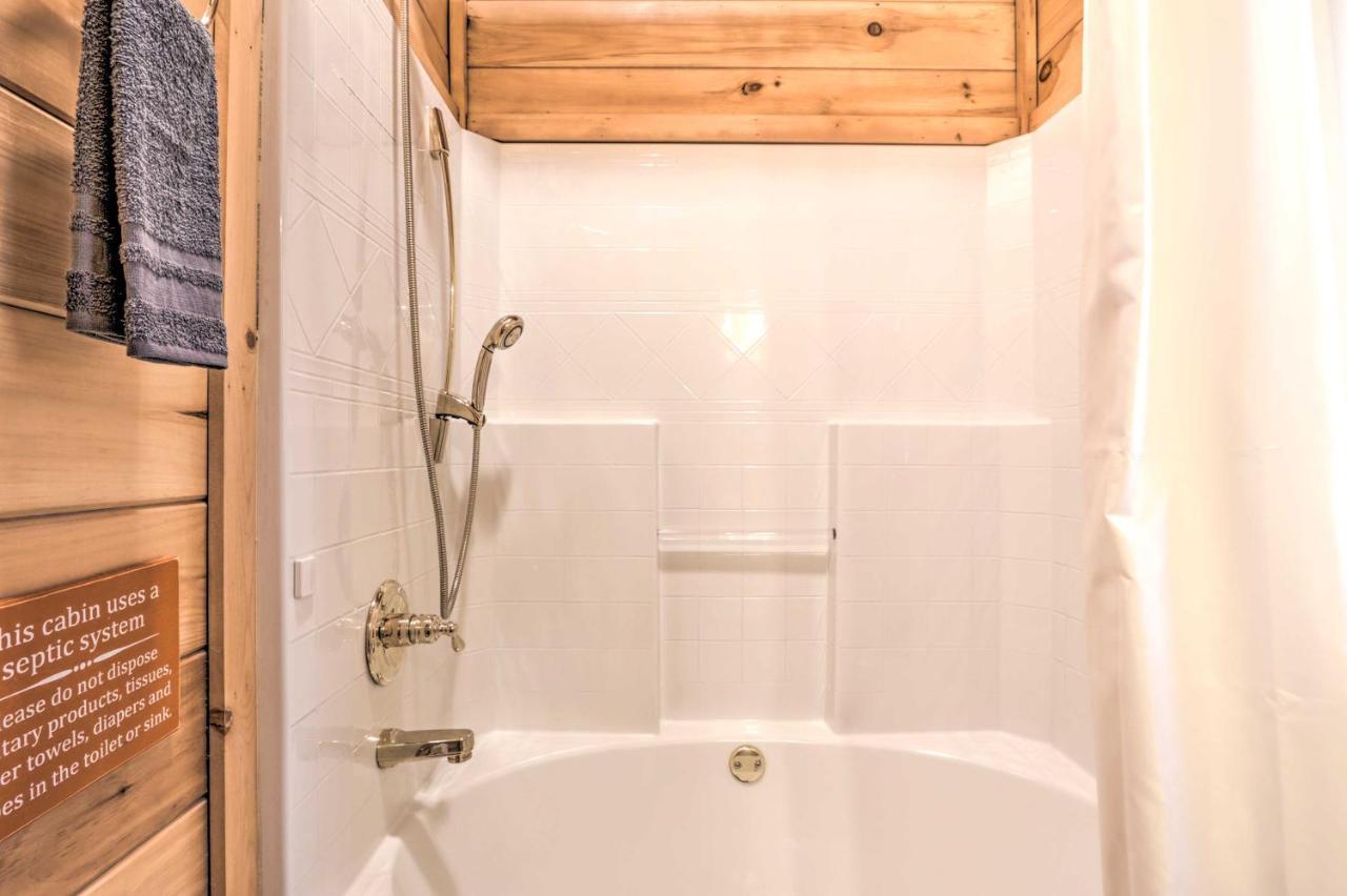 Creekside Sevierville Cabin Game Room And Hot Tub! Exteriör bild