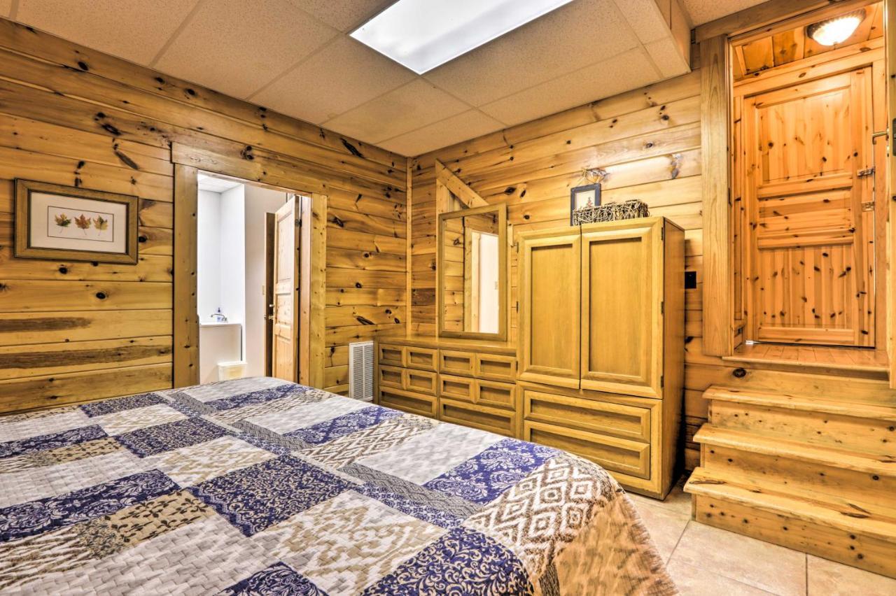 Creekside Sevierville Cabin Game Room And Hot Tub! Exteriör bild